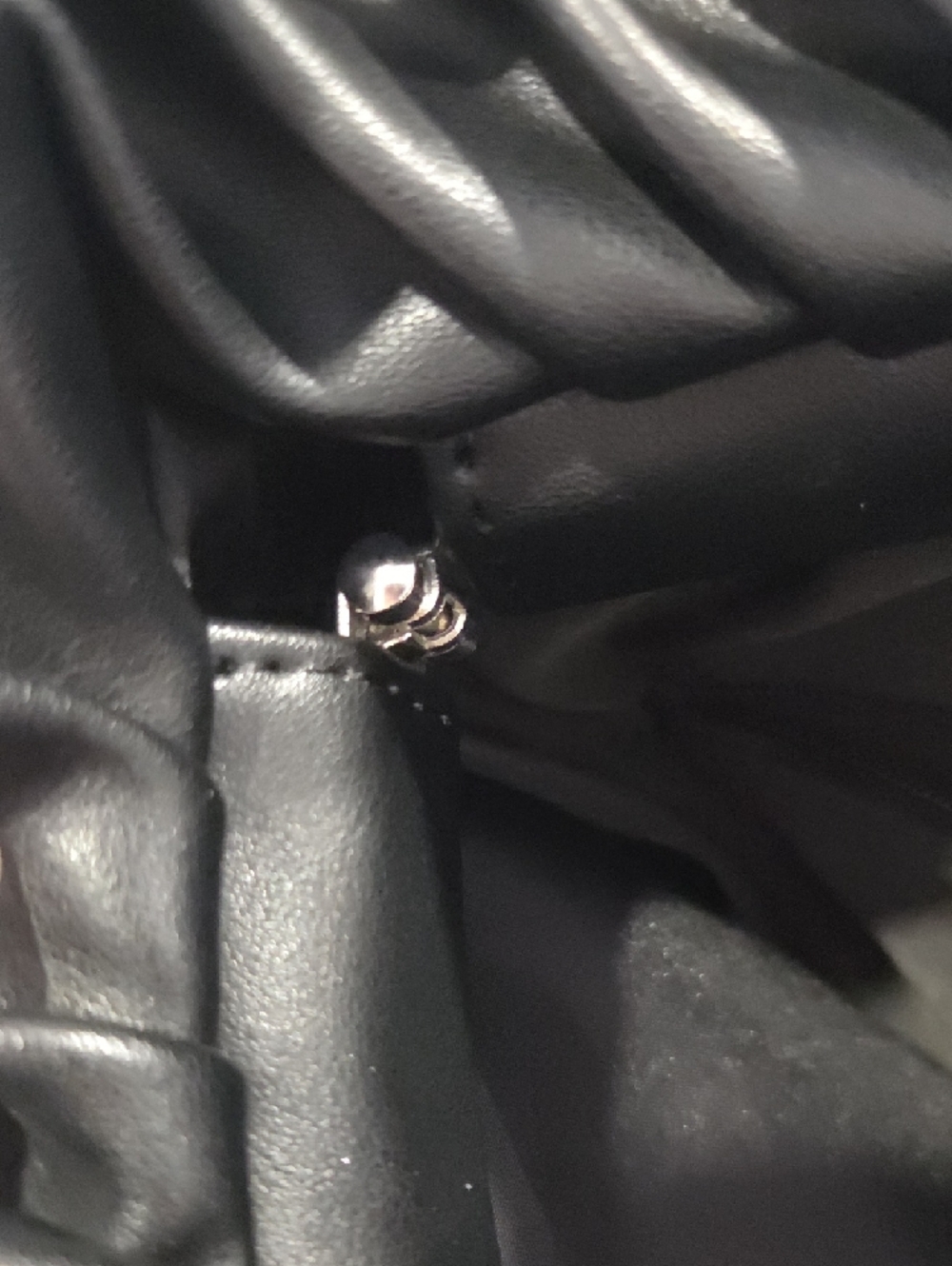 Minimalist Black Drawstring Shoulder Bag - Picture 3 of 6